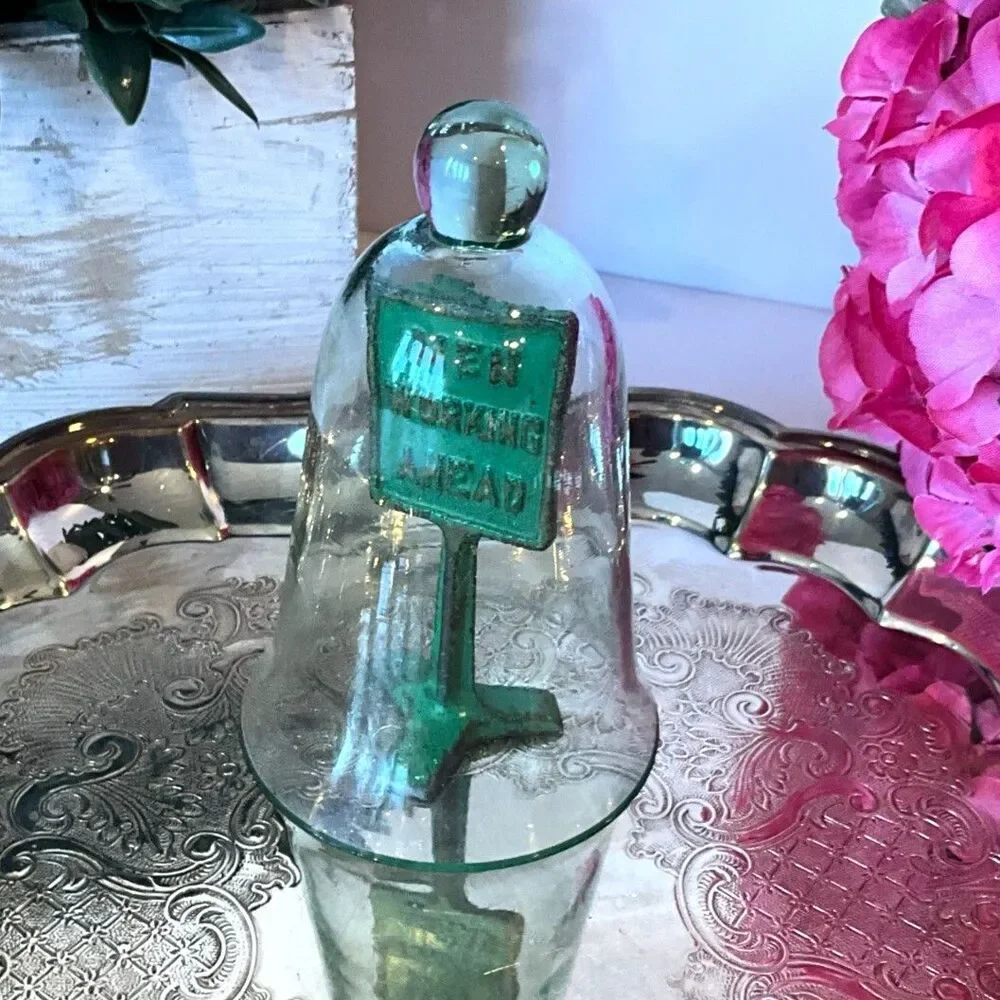 Adorable vintage bell jar; cloche small size so sweet